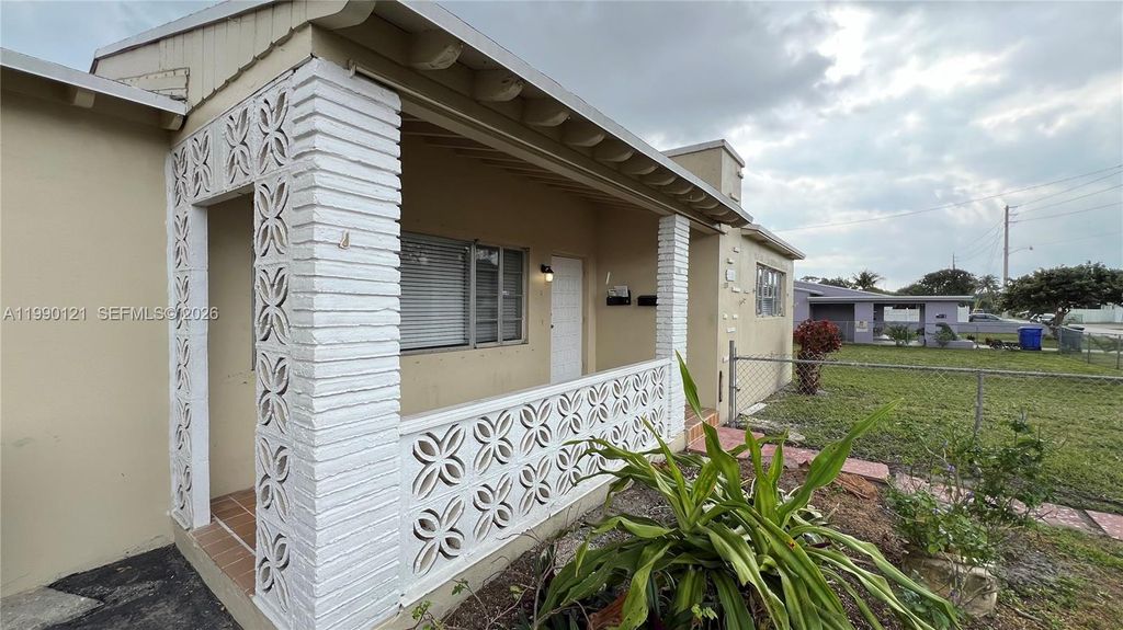 Photo of 1001 S 22nd Ct #Front - Main House, Hollywood, FL 33020 (MLS # A11990121)