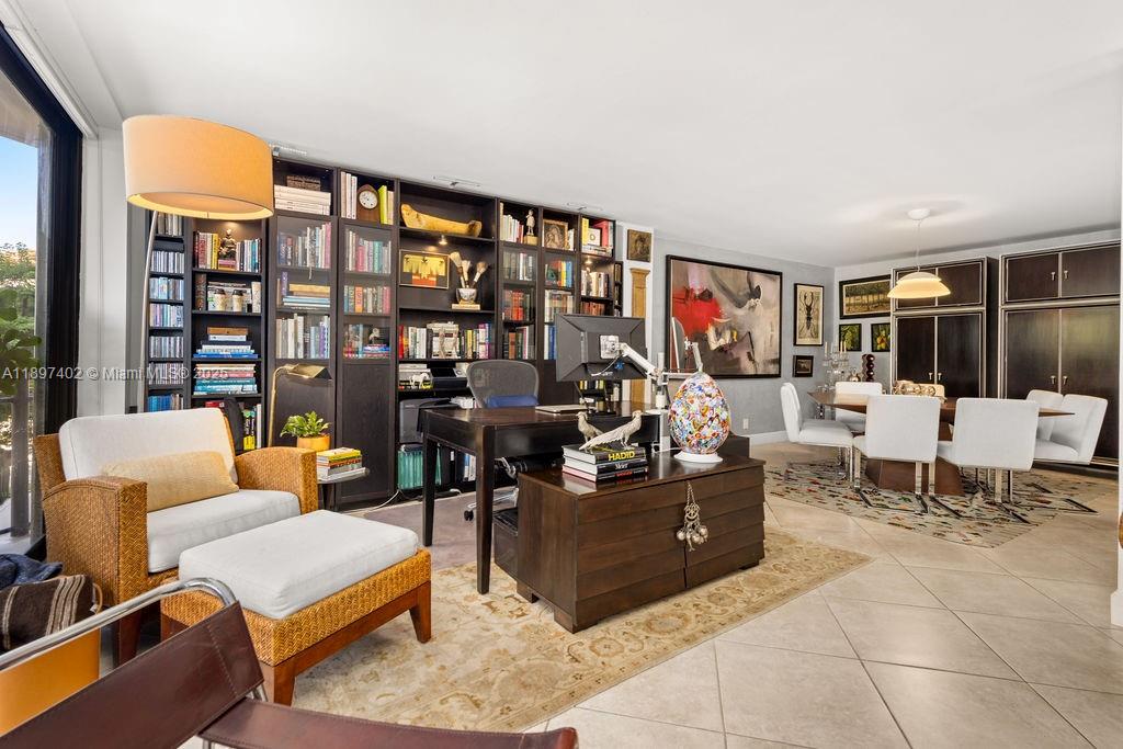 GROVE TOWERS CONDO - Residential Lease