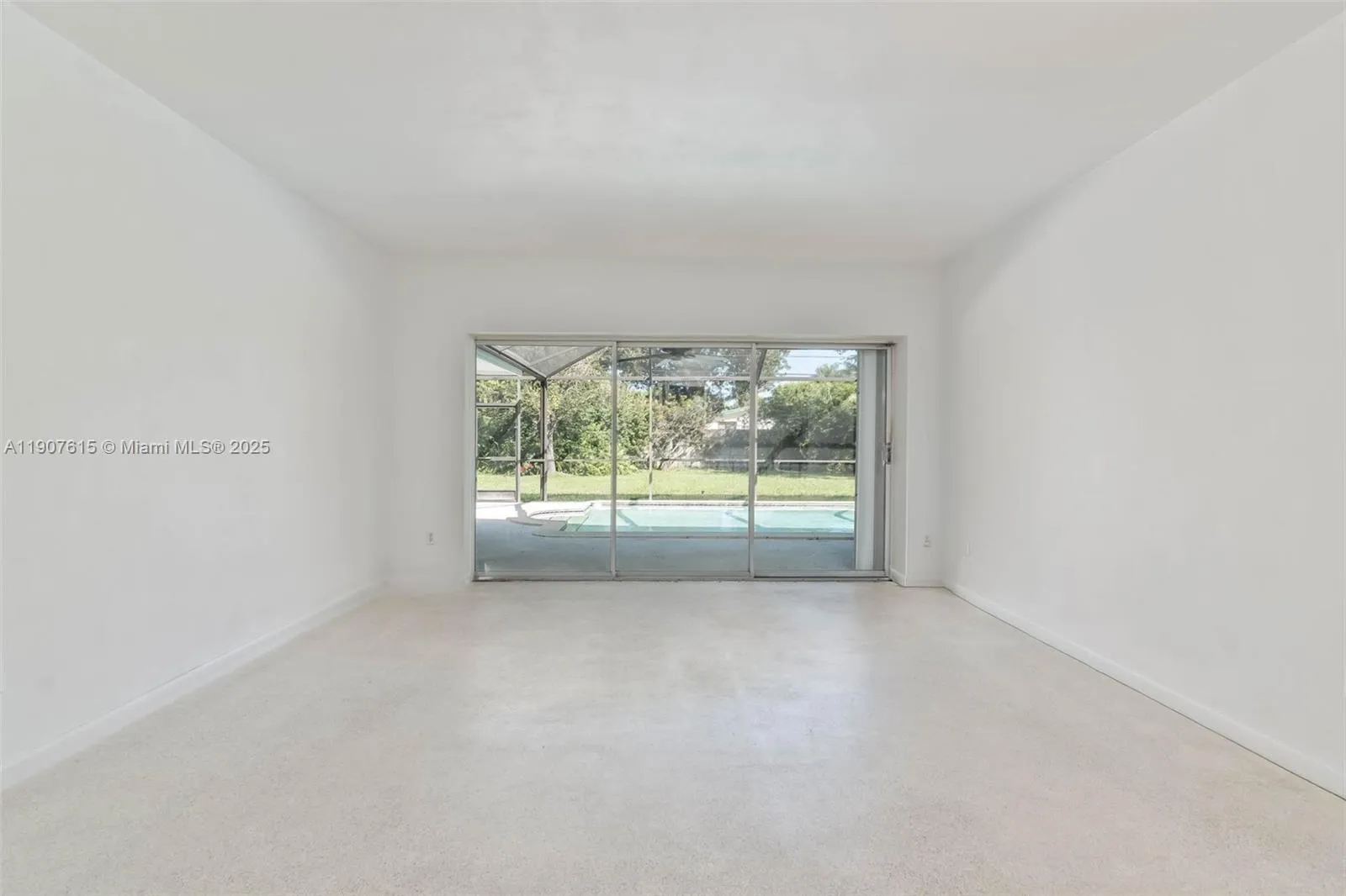 Palmetto Bay, Florida 33158, United States, 3 Bedrooms Bedrooms, ,2 BathroomsBathrooms,Residential,Active,244422