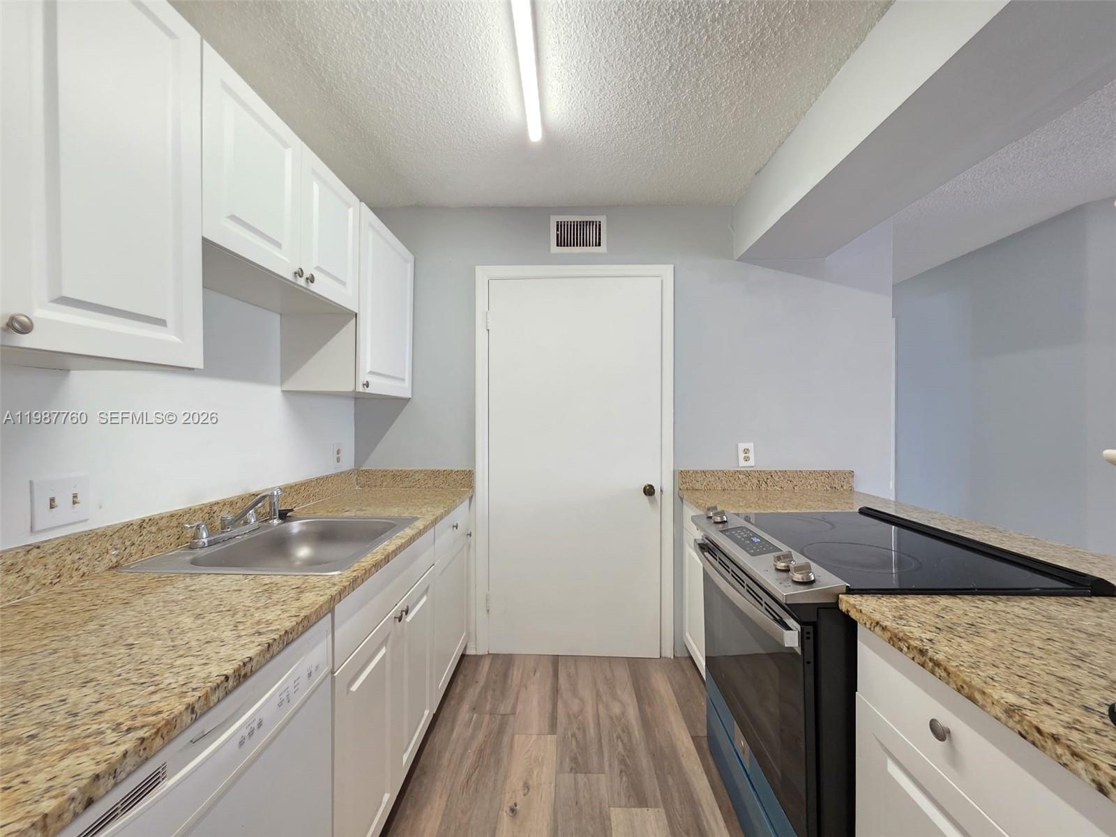 BOYNTON LANDINGS CONDO - Residential Lease