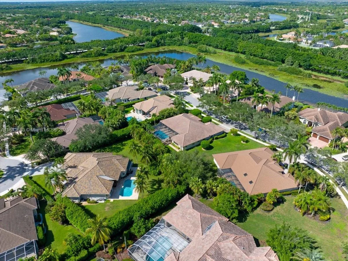 Weston, Florida, 33327, United States, 4 Bedrooms Bedrooms, ,5 BathroomsBathrooms,Residential,Active,1898059