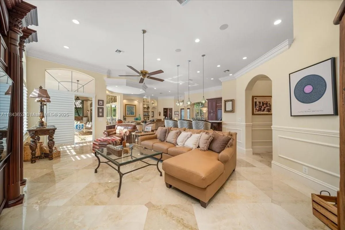 Weston, Florida, 33327, United States, 4 Bedrooms Bedrooms, ,5 BathroomsBathrooms,Residential,Active,1898059