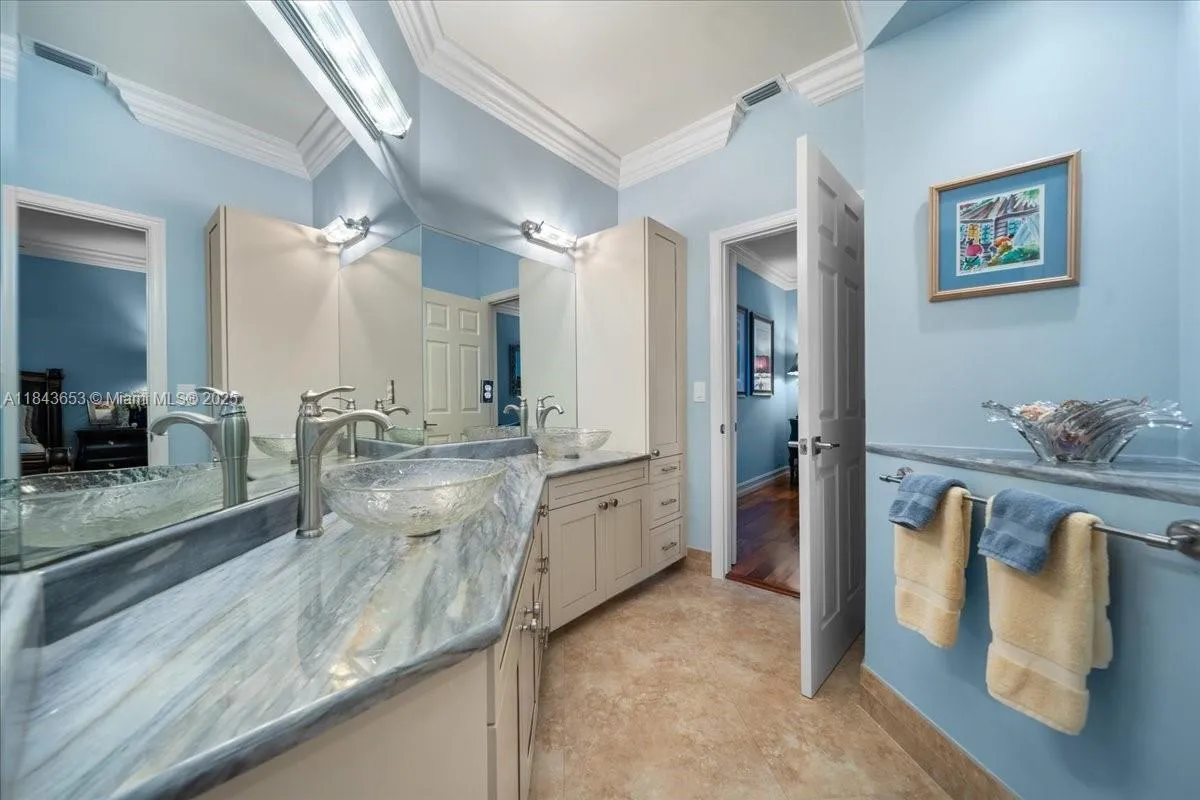 Weston, Florida, 33327, United States, 4 Bedrooms Bedrooms, ,5 BathroomsBathrooms,Residential,Active,1898059