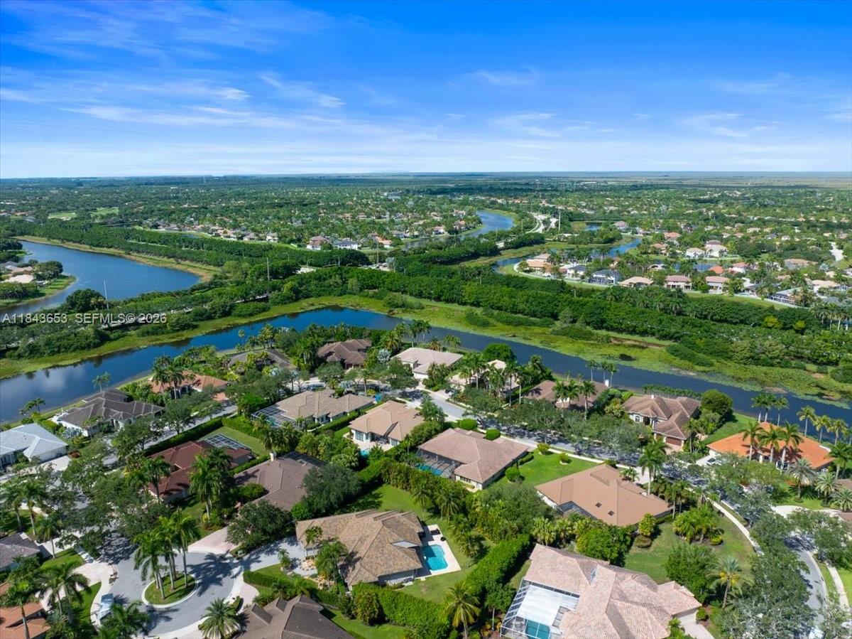 Pelican landing - Residential