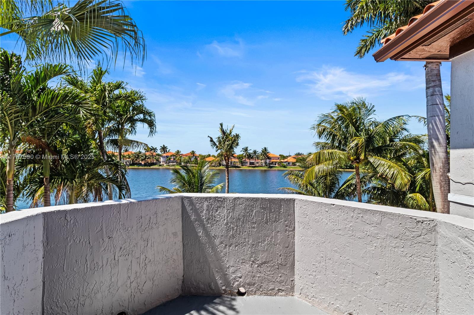 A B AT TAMIAMI TRAIL PHAS - Residential