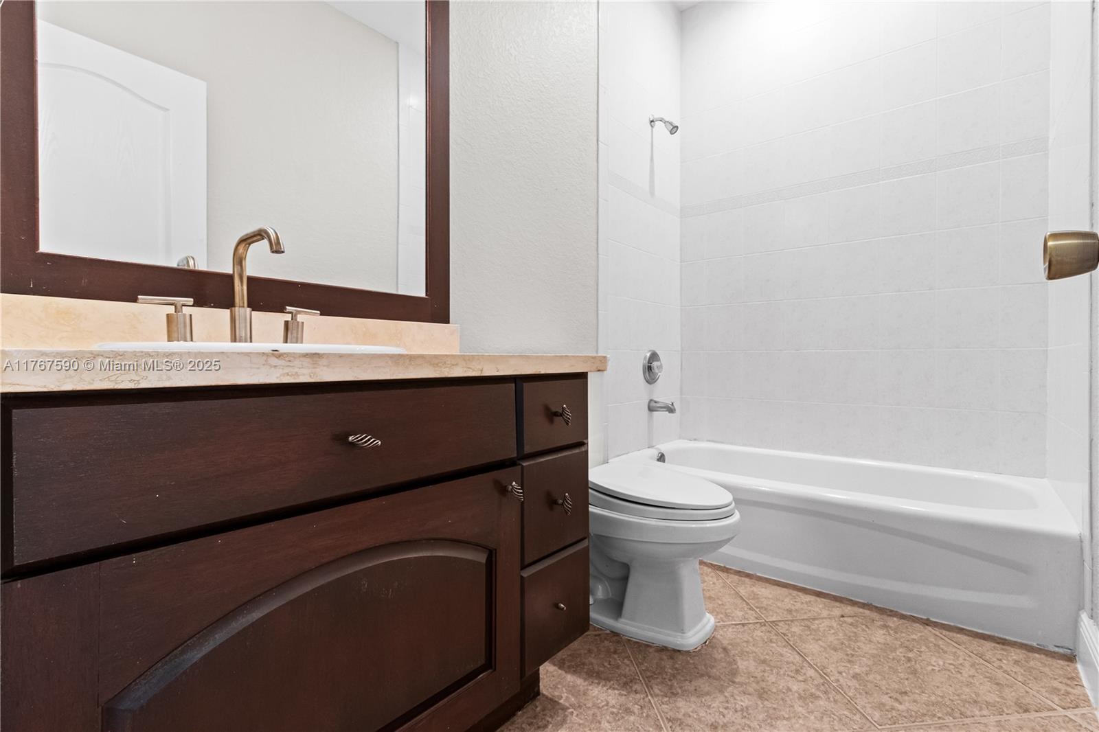 A B AT TAMIAMI TRAIL PHAS - Residential