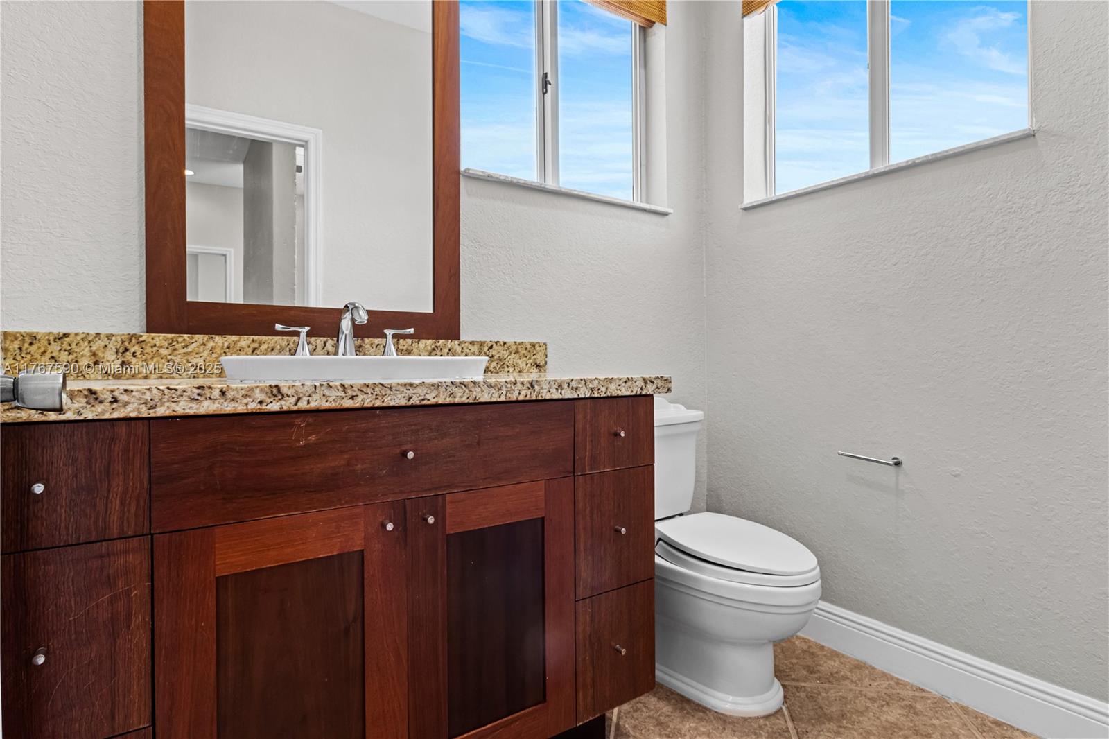 A B AT TAMIAMI TRAIL PHAS - Residential