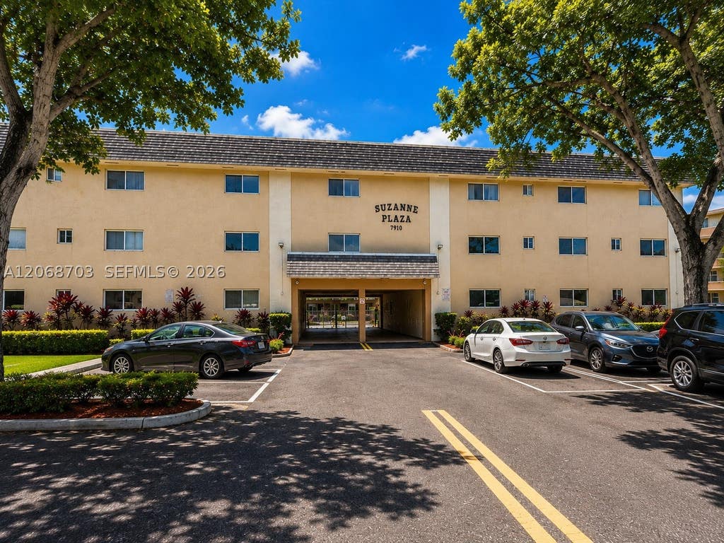 Photo of 7910 Taft St #208, Pembroke Pines, FL 33024 (MLS # A12068703)