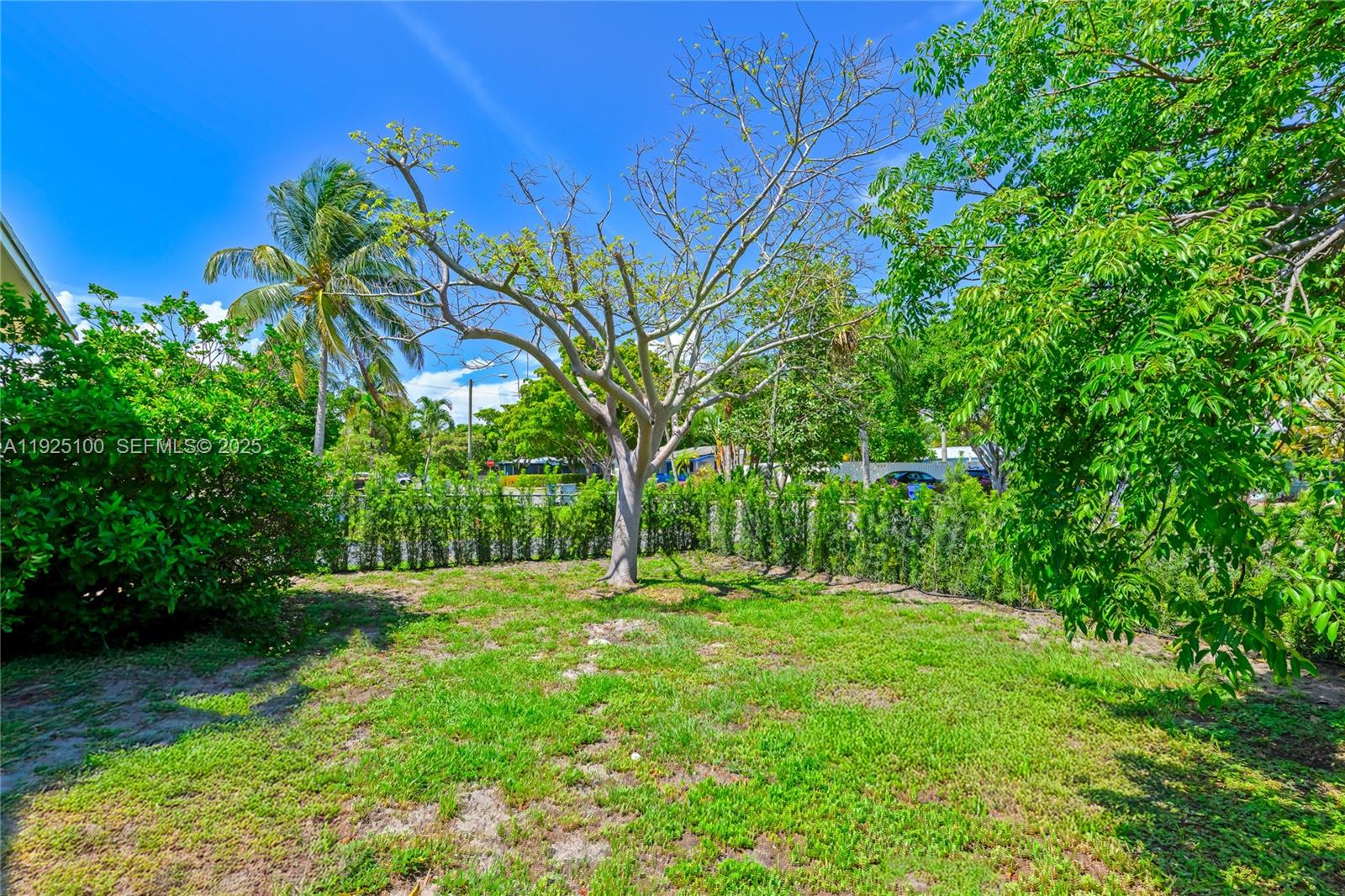 PINE CREST AMENDED PLAT - Residential Lease