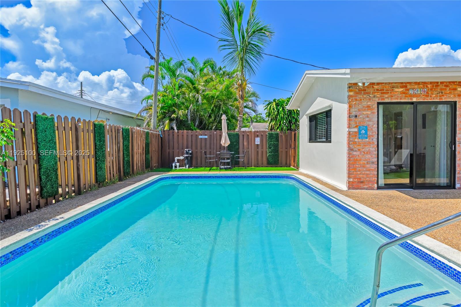 PINE CREST AMENDED PLAT - Residential Lease