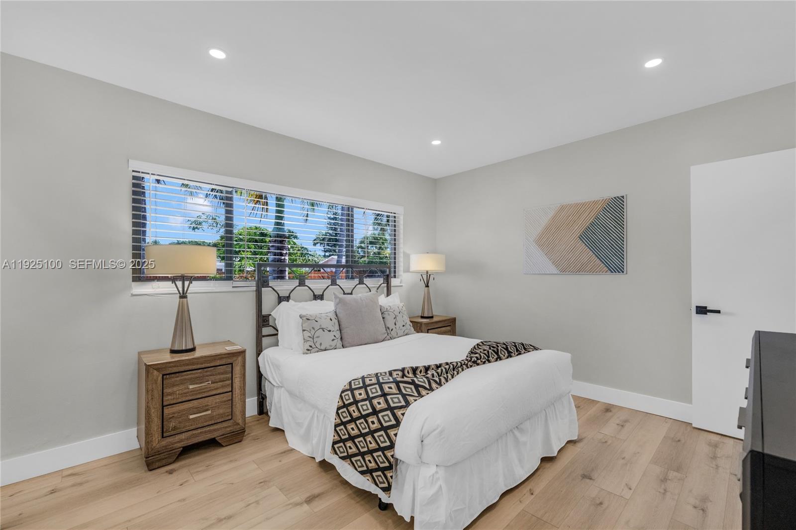 PINE CREST AMENDED PLAT - Residential Lease