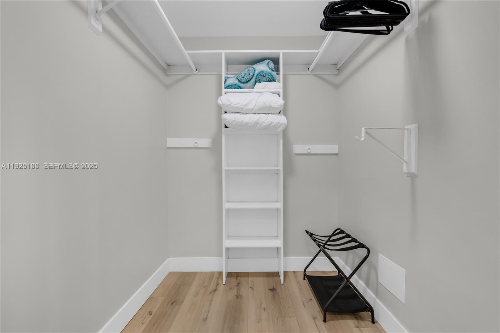 PINE CREST AMENDED PLAT - Residential Lease