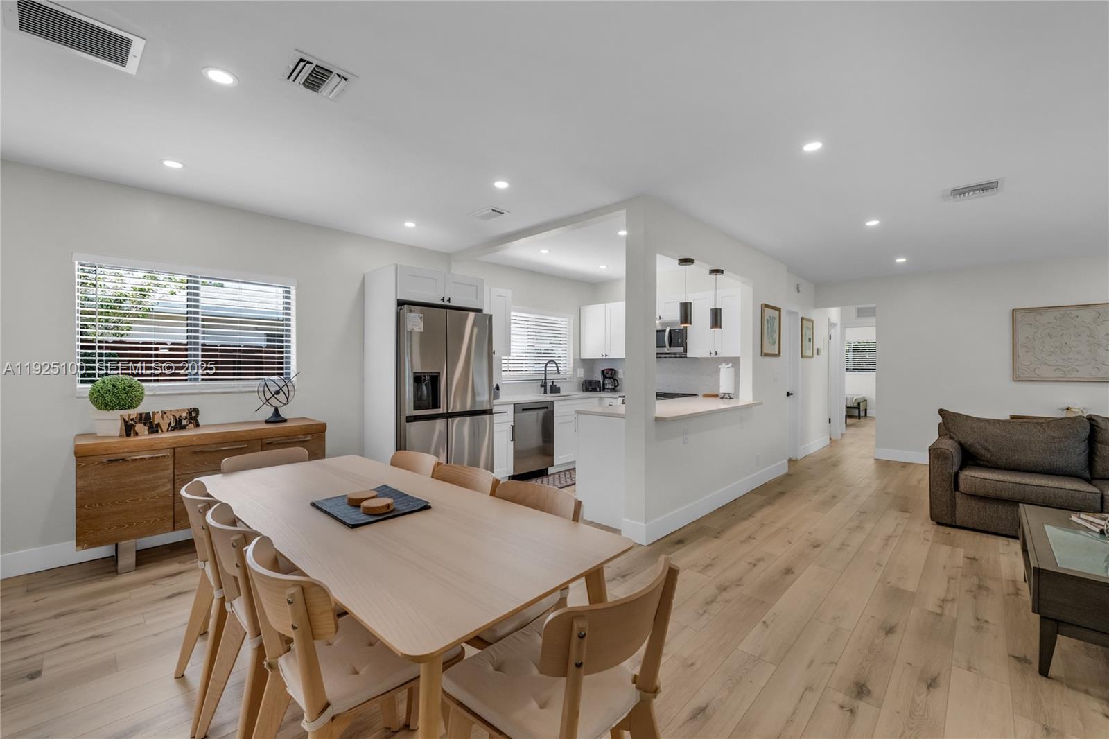 PINE CREST AMENDED PLAT - Residential Lease