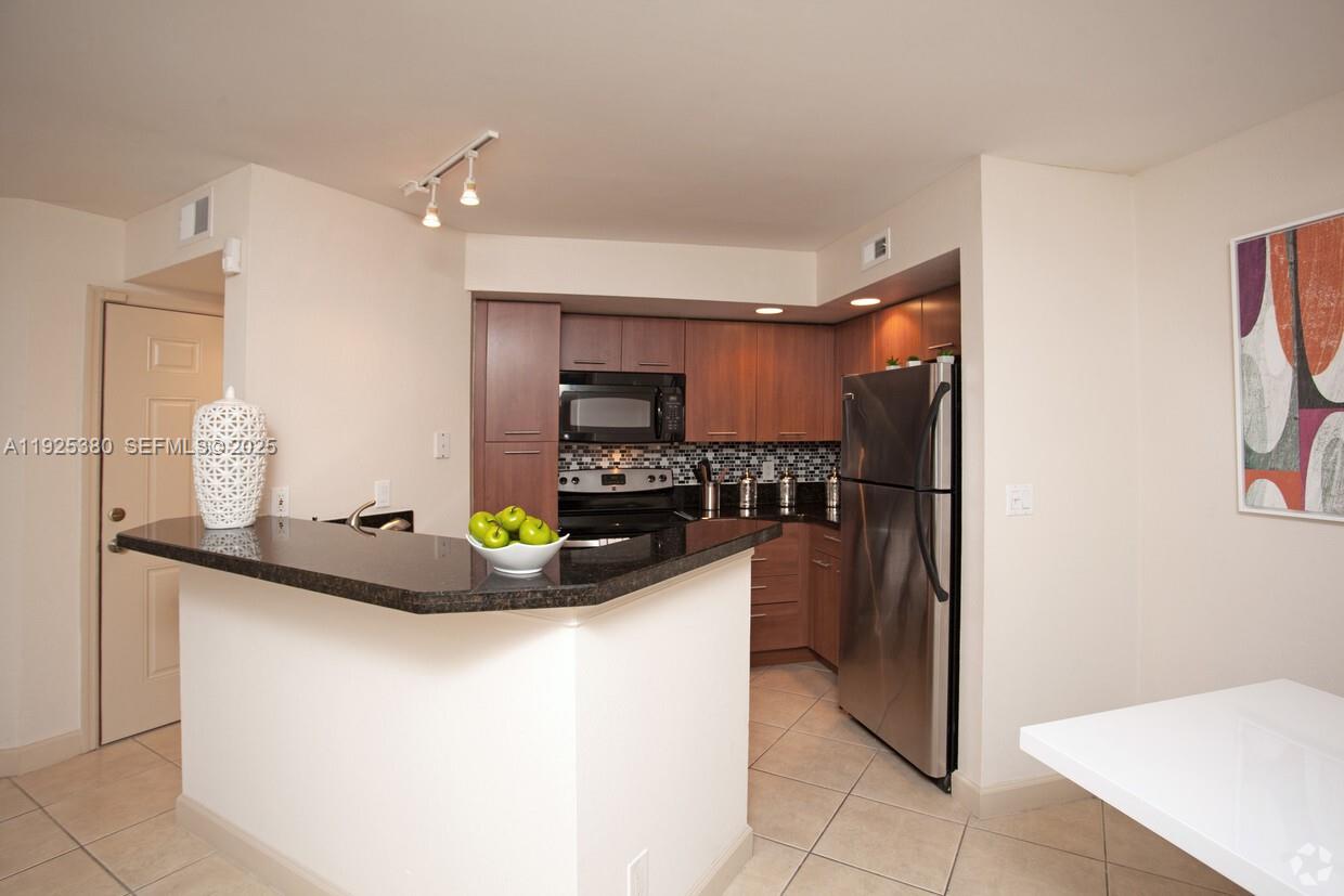 ISLES AT LAGO MAR CONDO - Residential