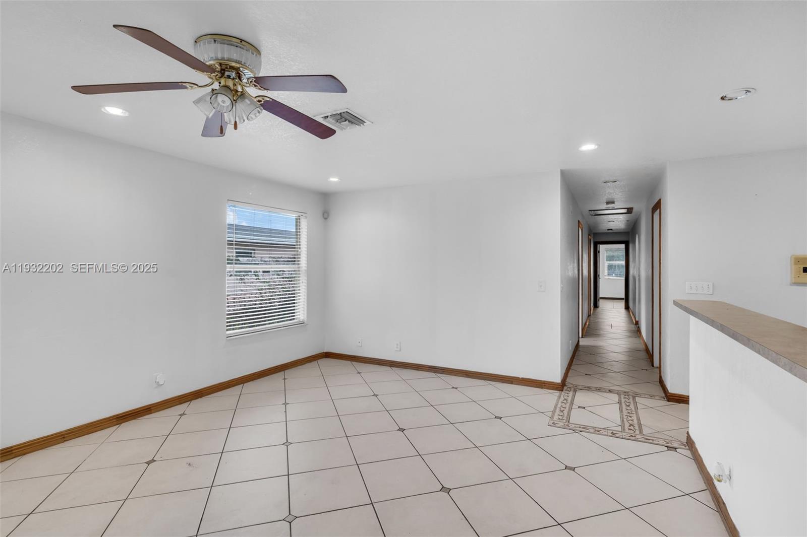 HYDE PARK FIRST SEC - Residential