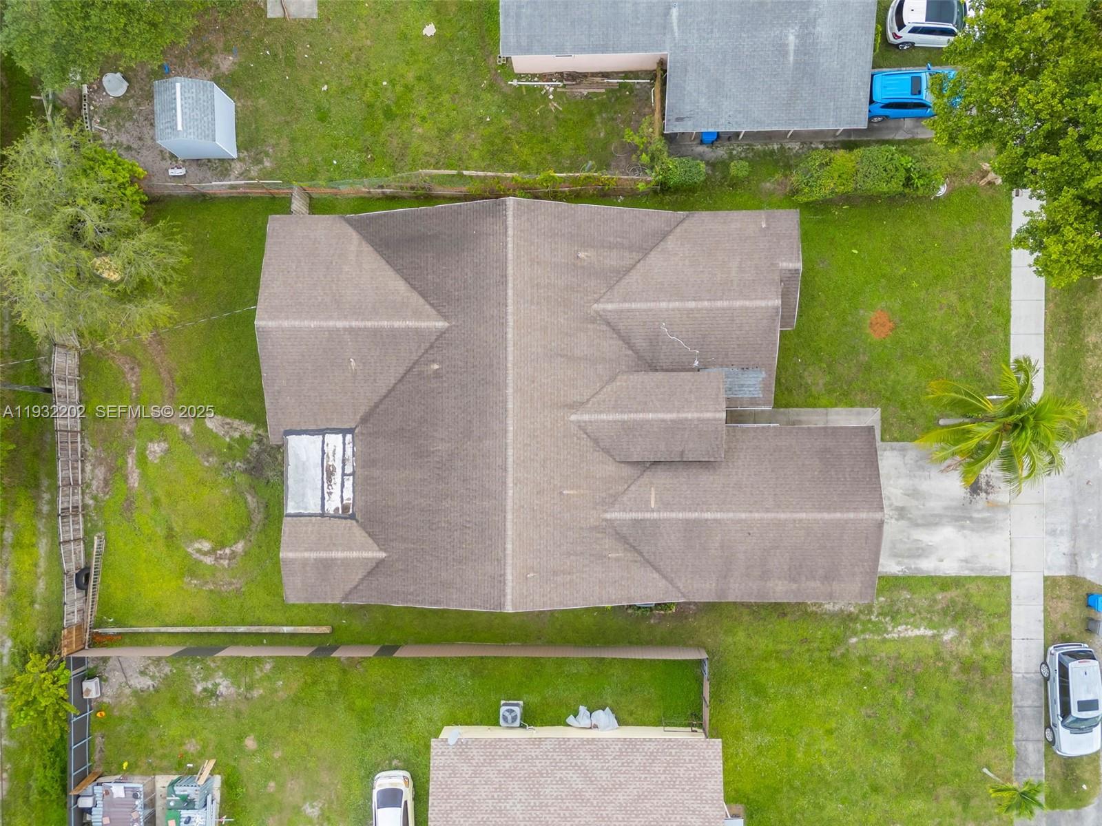 HYDE PARK FIRST SEC - Residential