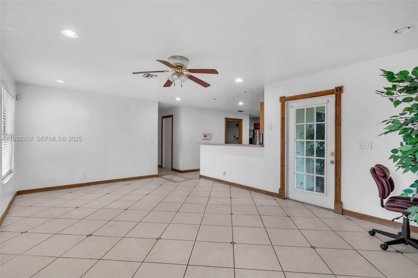 HYDE PARK FIRST SEC - Residential