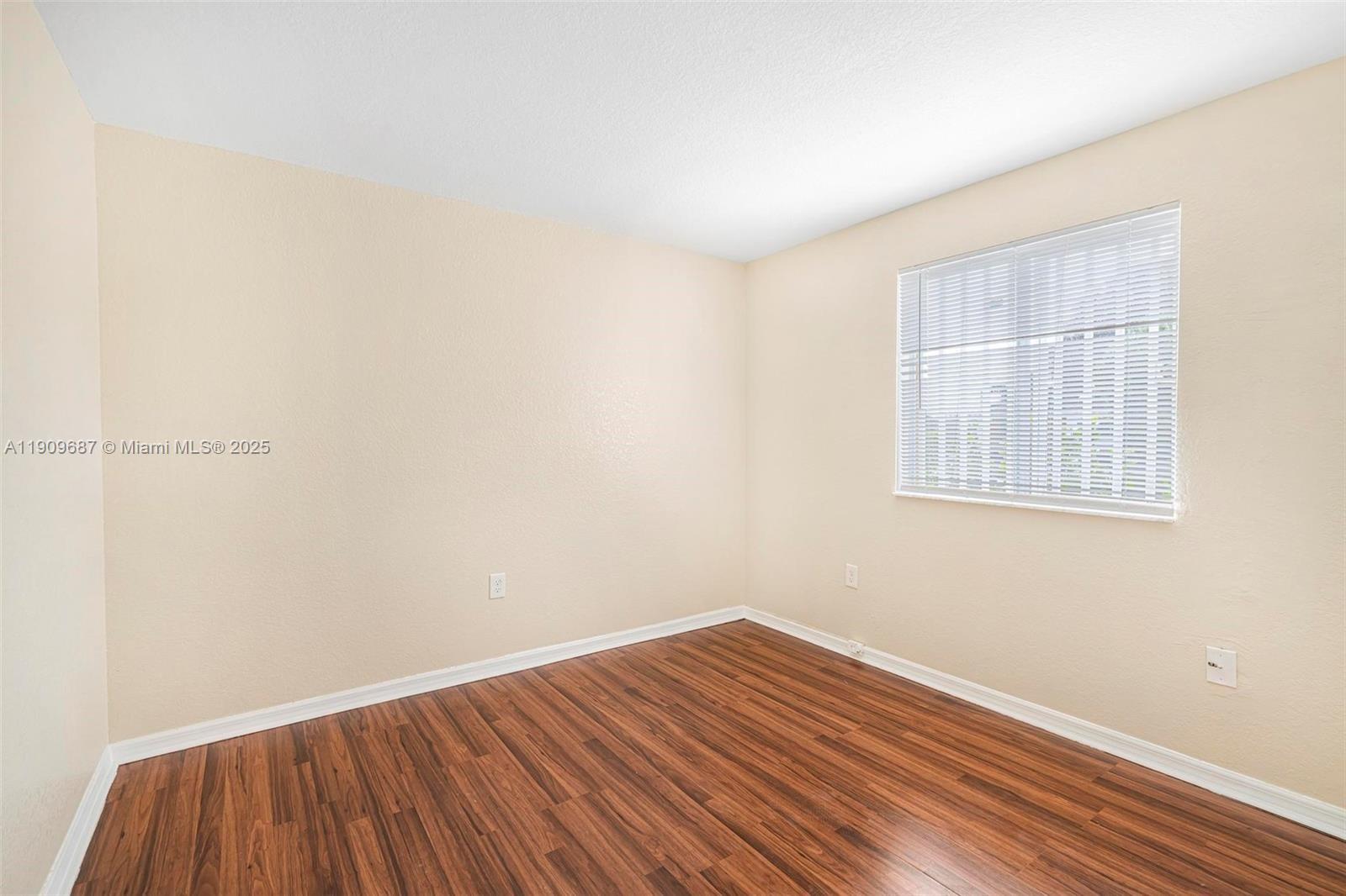 SUPERIOR GARDENS - Residential Lease