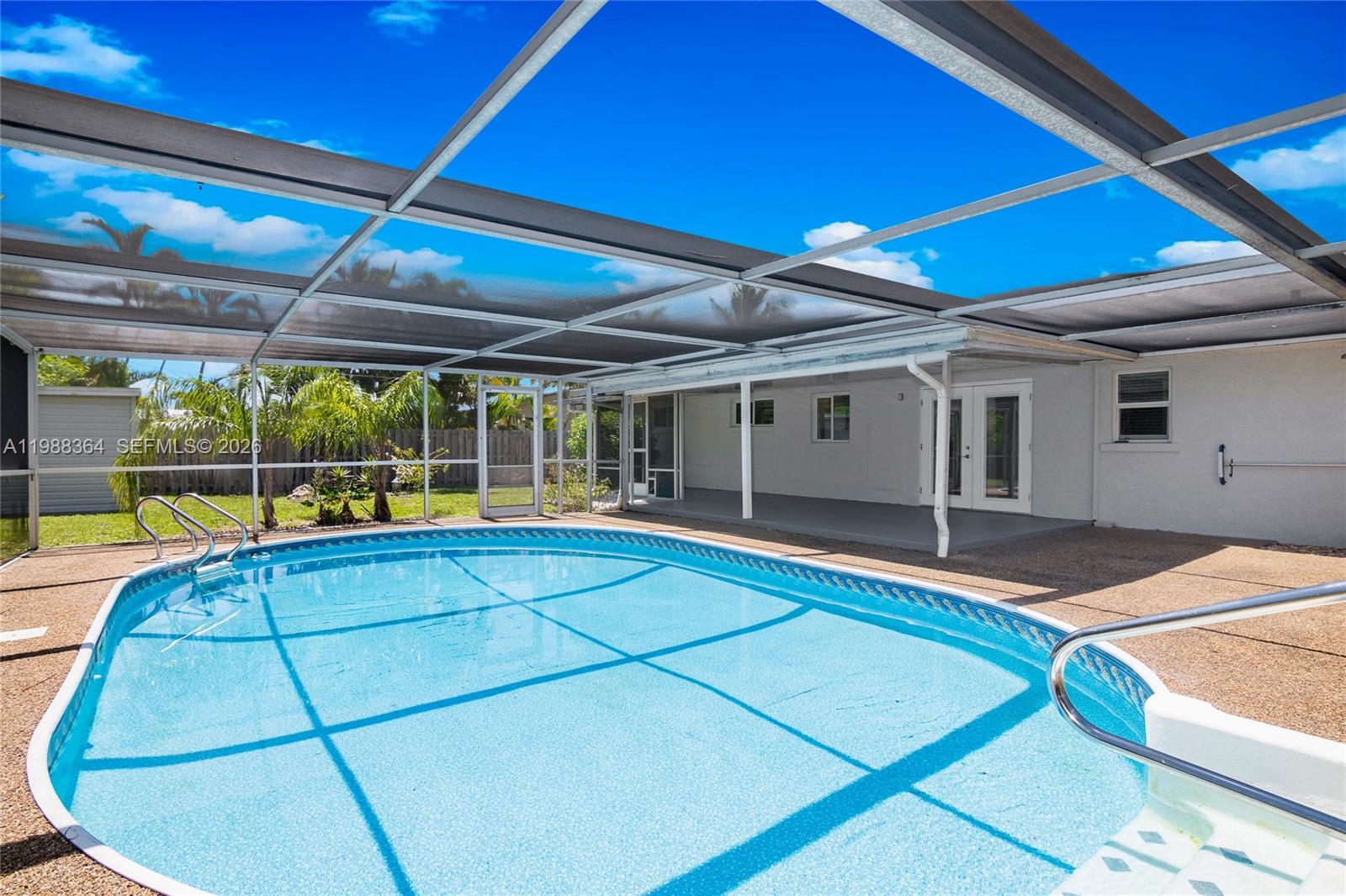 LINDA LOMA - Residential