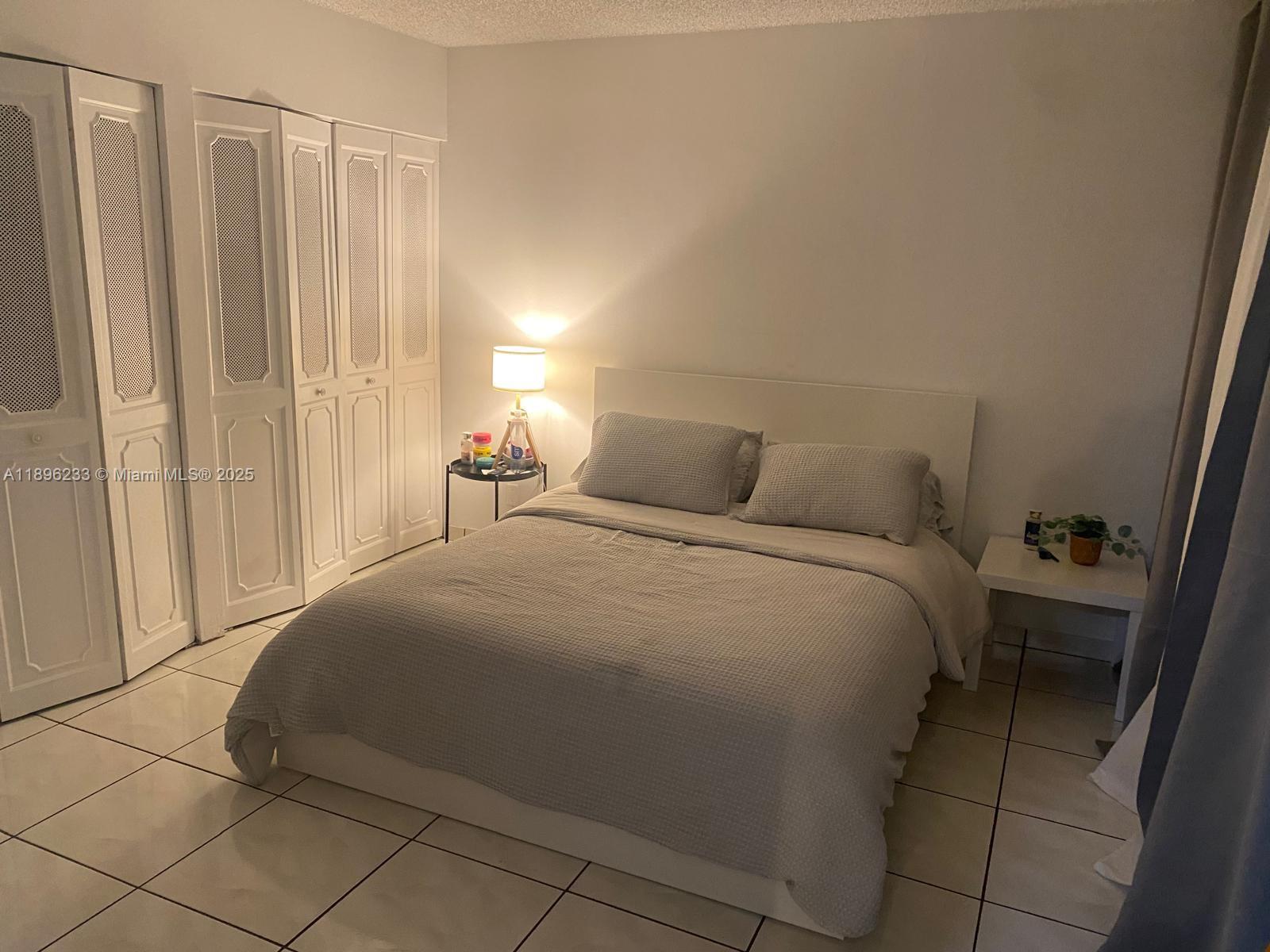 PLAZA OF AMERICAS CONDO P - Residential