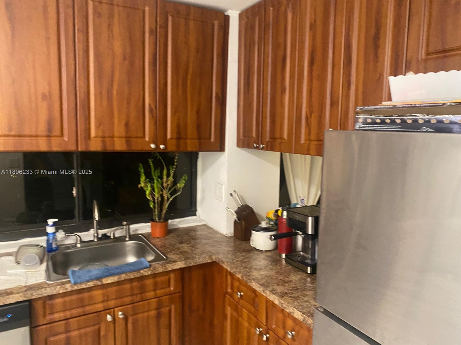 16909 N Bay Rd 421