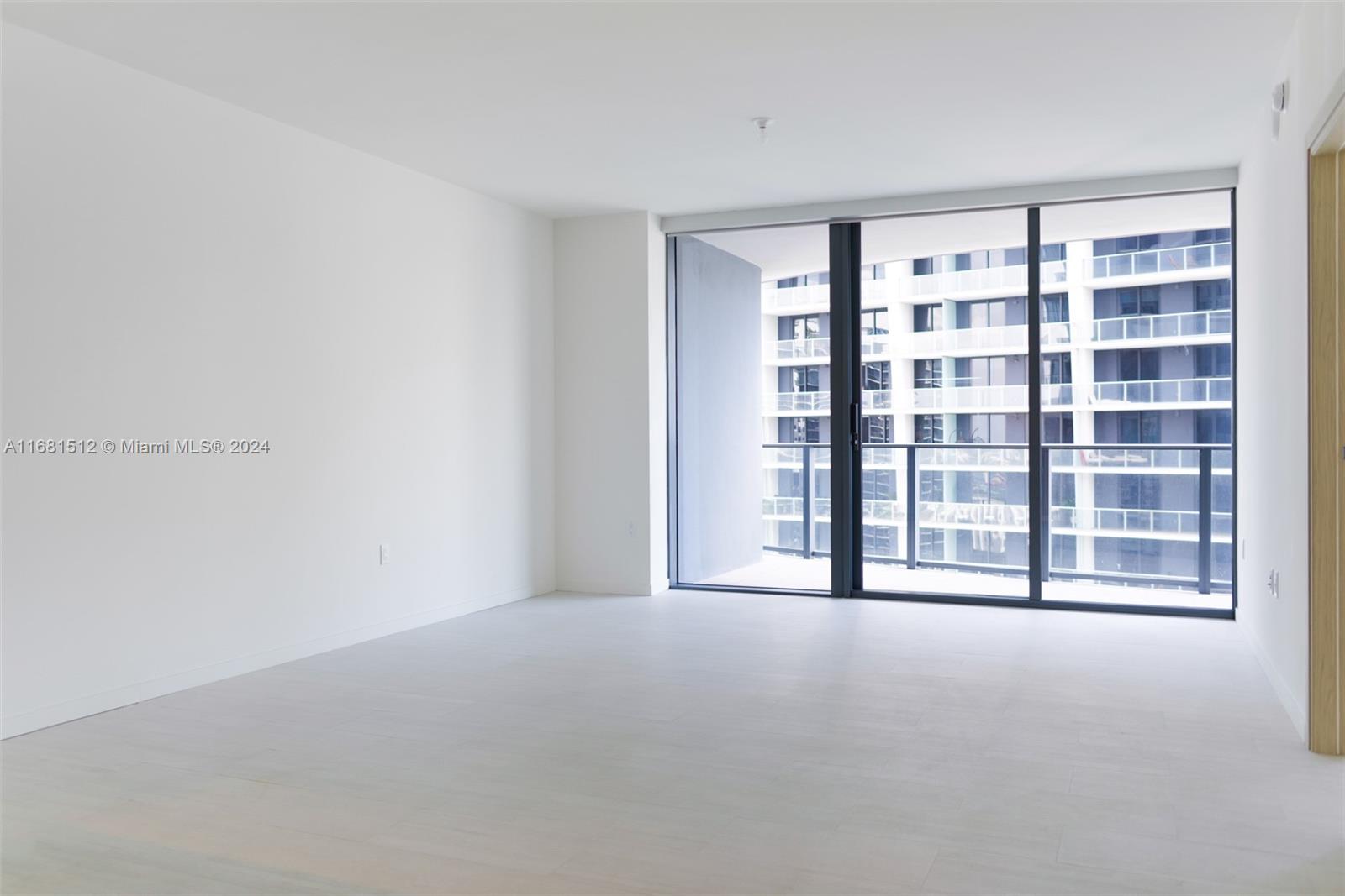 Brickell Flatiron - Residential