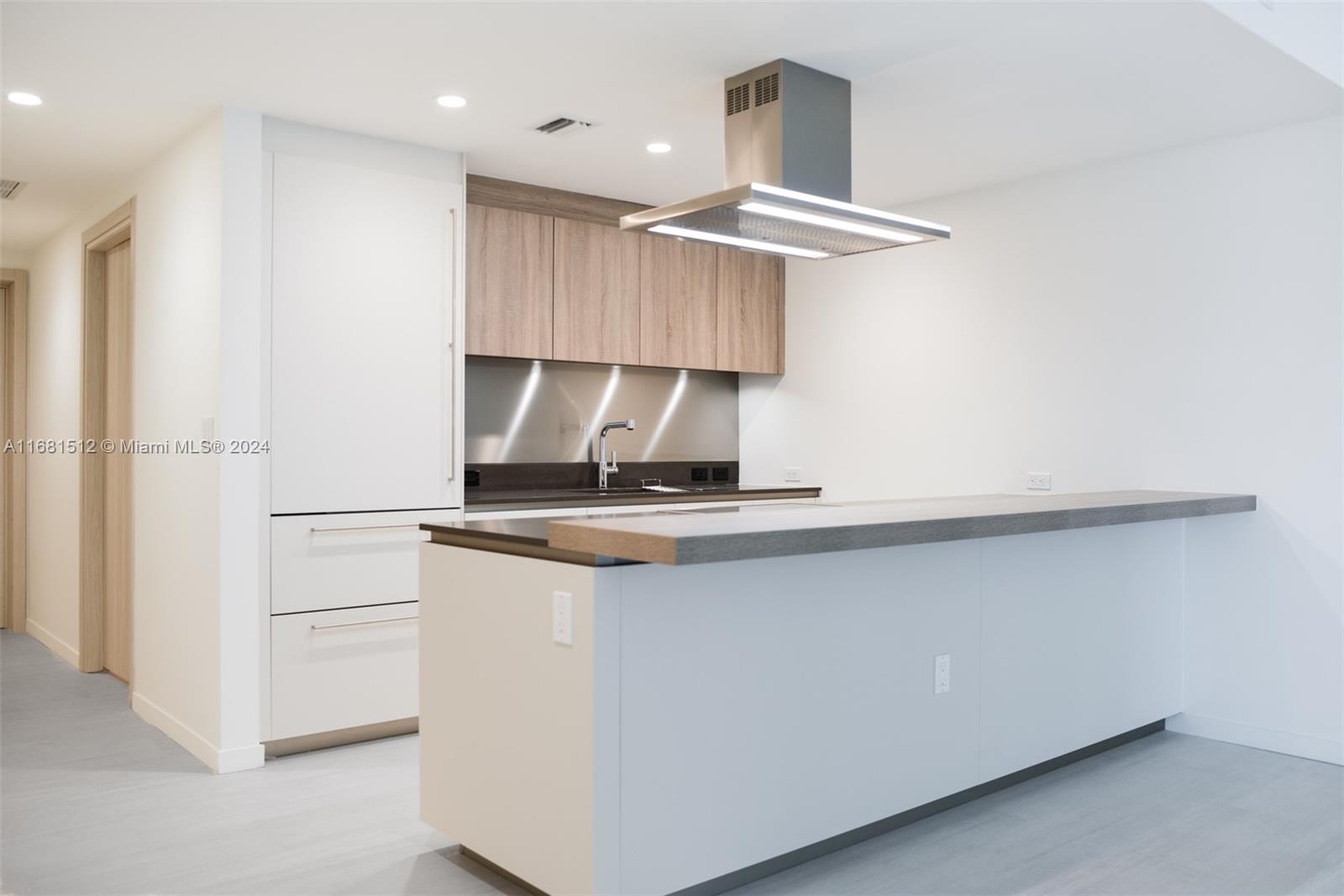 1000 Brickell Plaza 3307