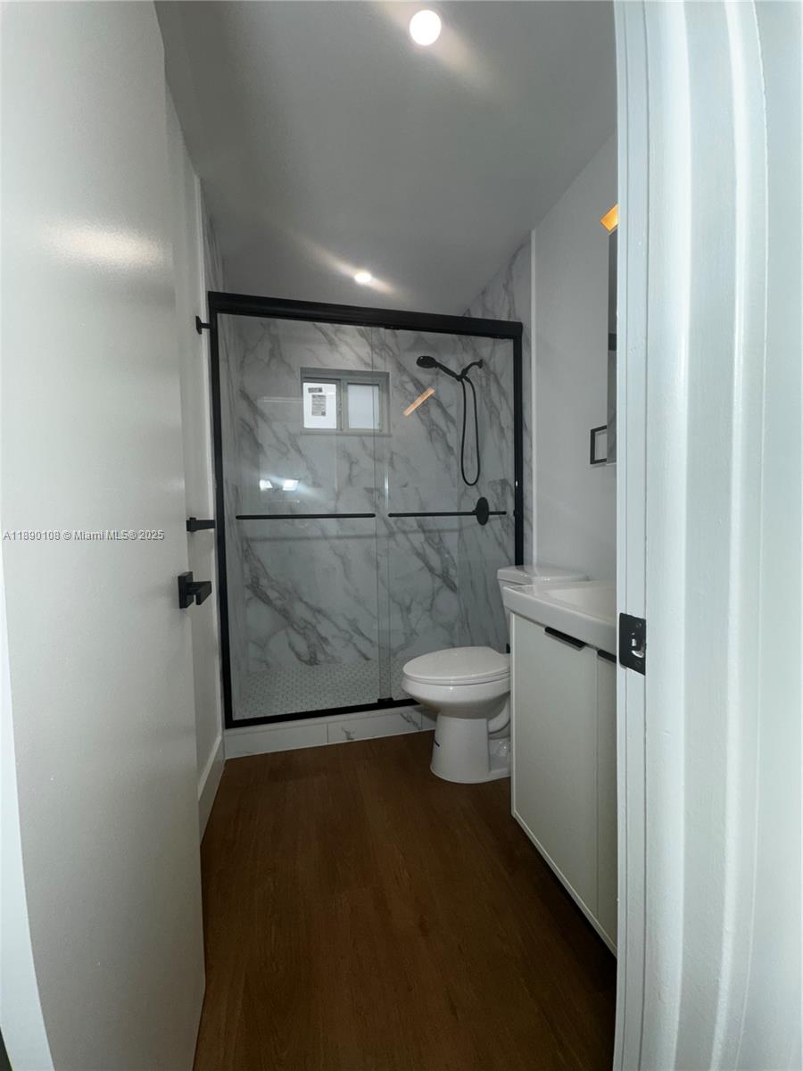 HIBISCUS GARDENS AMENDED - Residential Lease