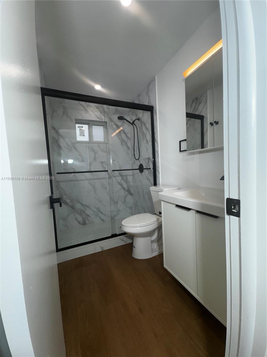 HIBISCUS GARDENS AMENDED - Residential Lease