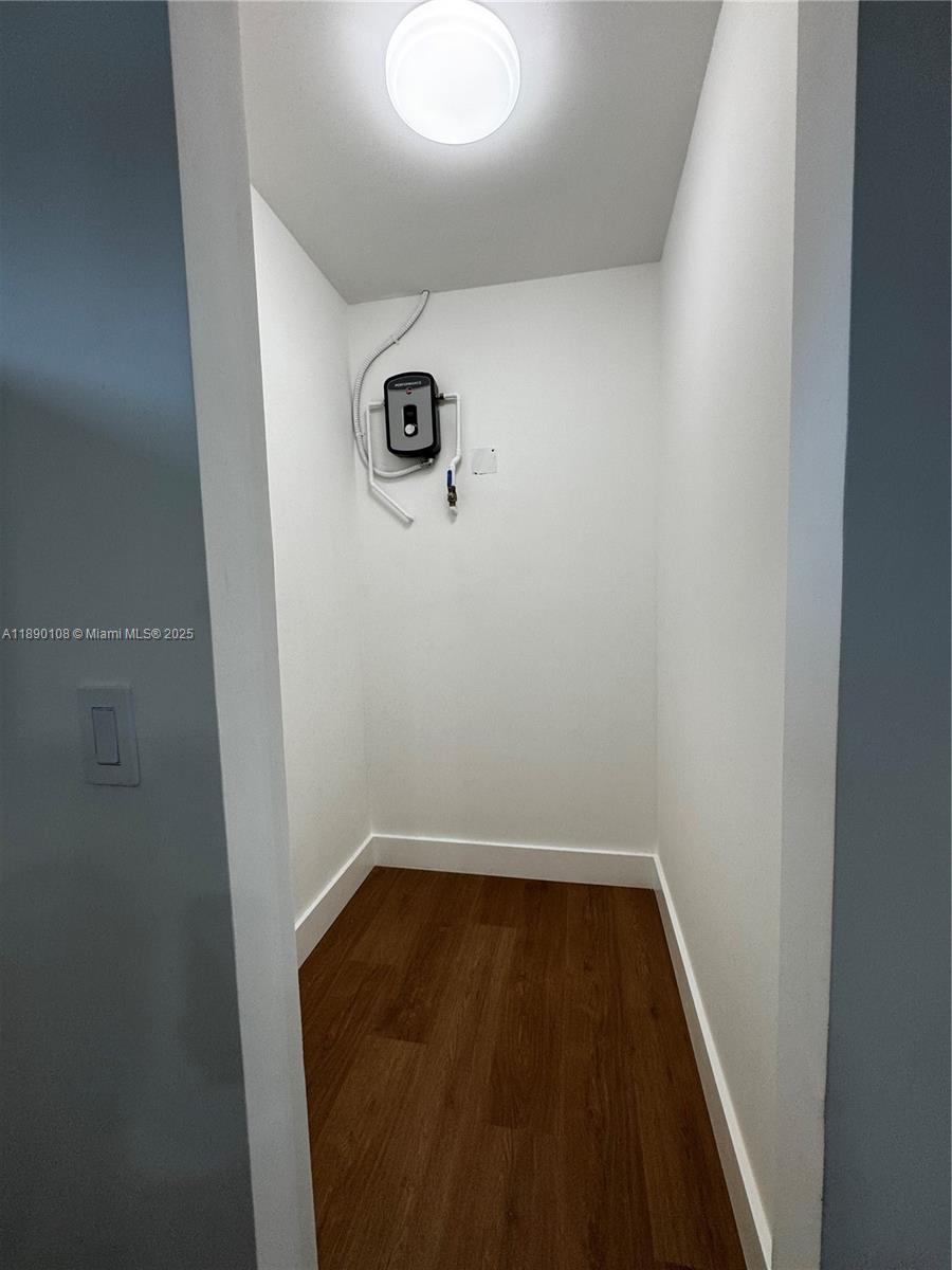 HIBISCUS GARDENS AMENDED - Residential Lease