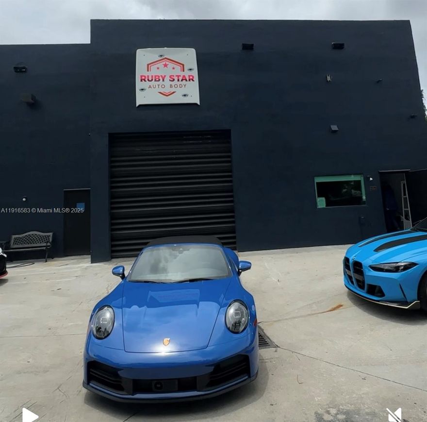 IM-2 Zoning, currently automotive use. One bay is available for lease. Great for a body shop, auto repair, or warehouse.