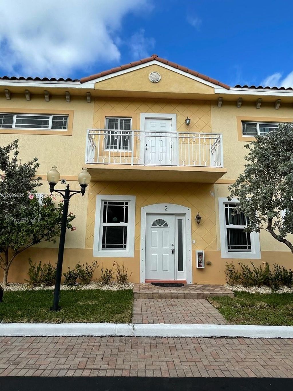 Photo of Hollywood, FL 33020 (MLS # A12009926)