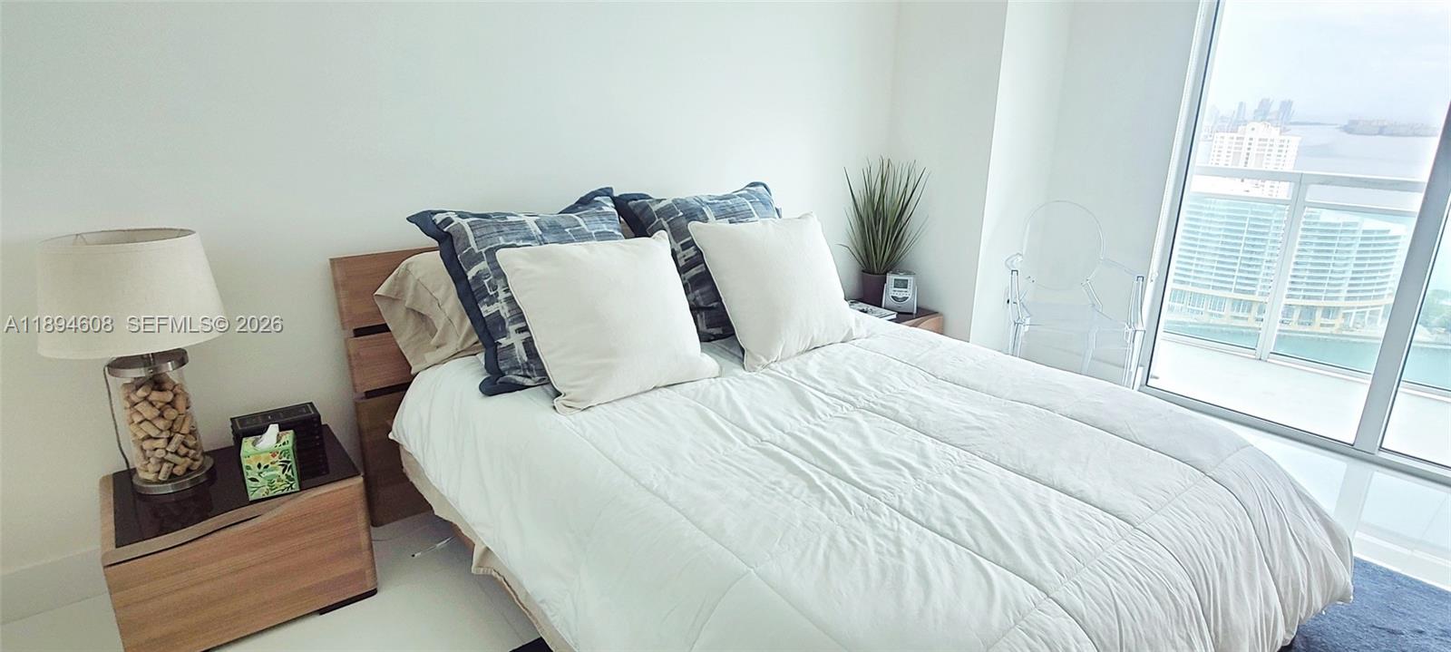 THE PLAZA 851 BRICKELL CO - Residential