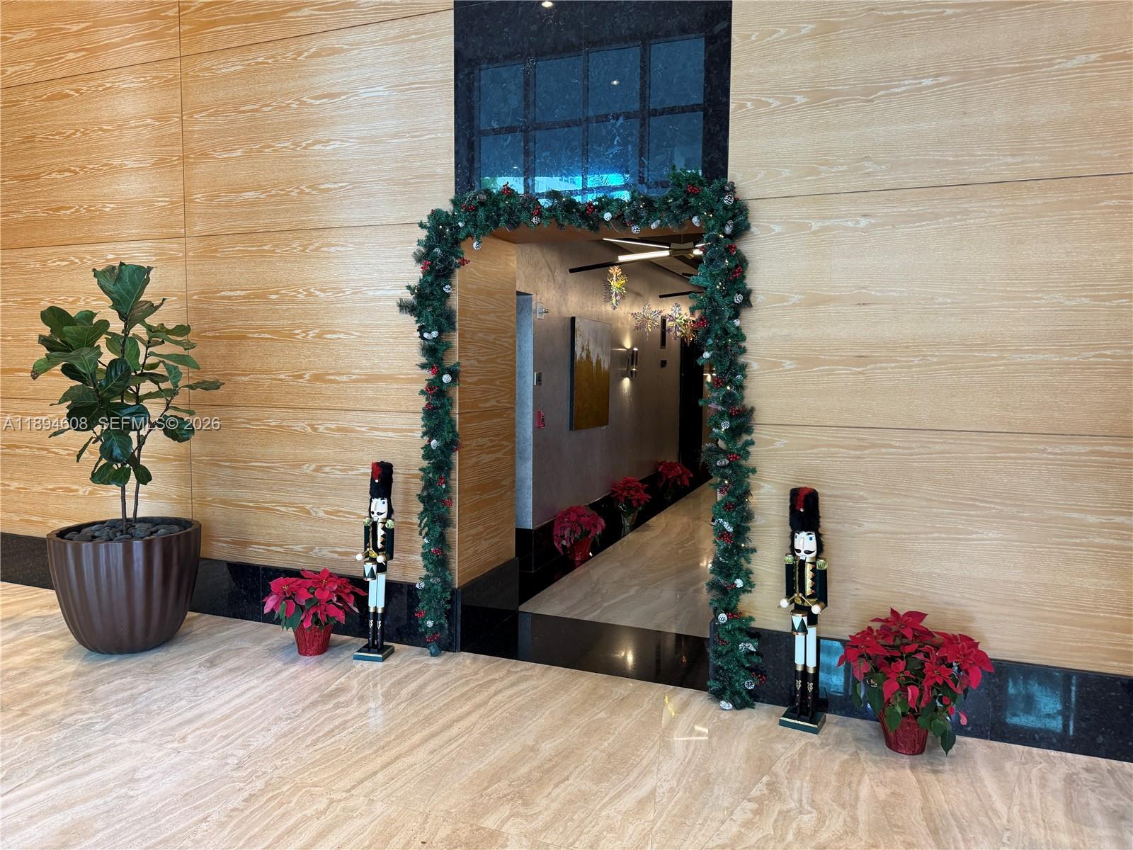 THE PLAZA 851 BRICKELL CO - Residential