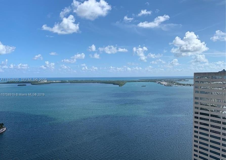 THE PLAZA 851 BRICKELL CO - Residential