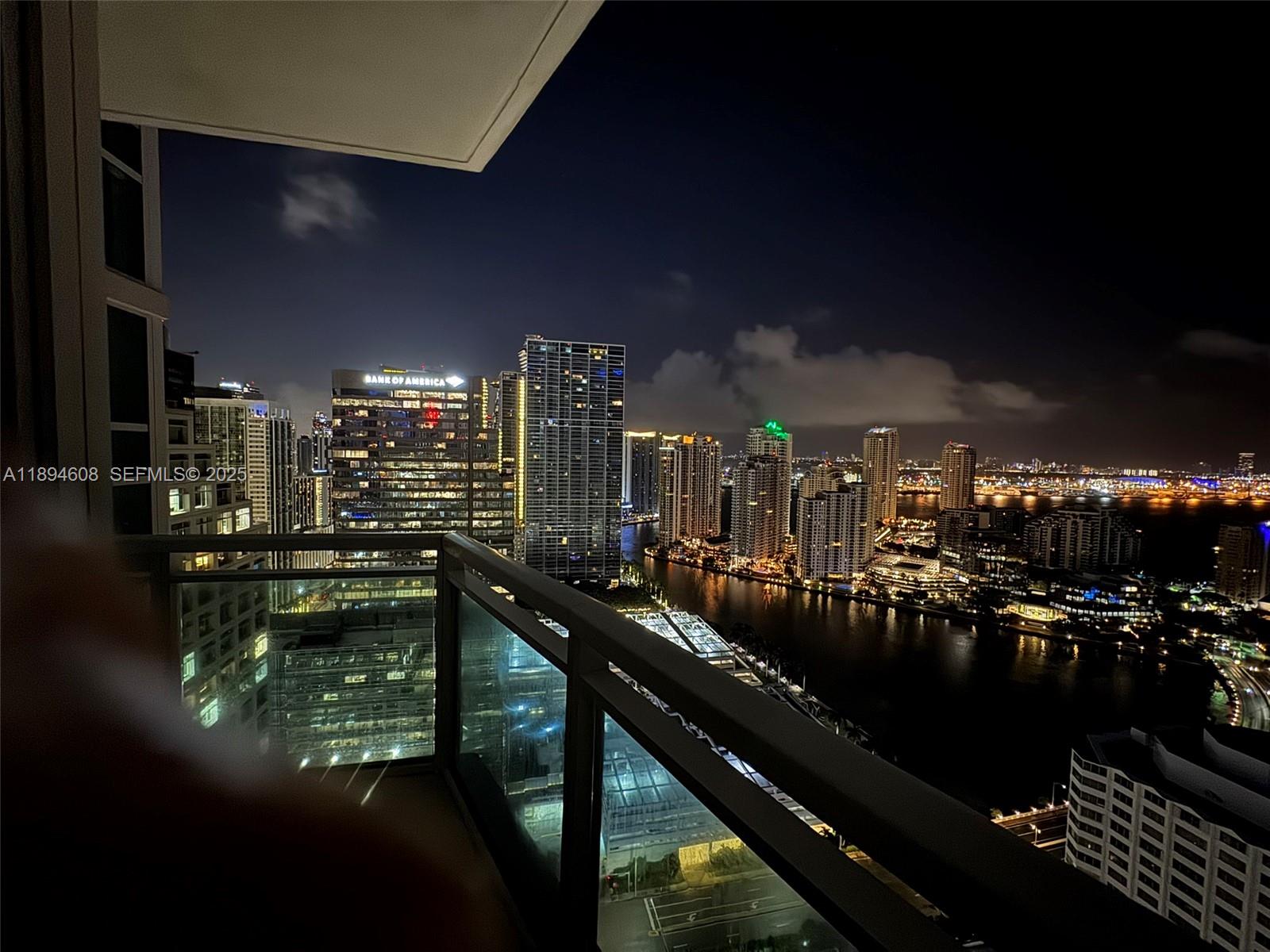 THE PLAZA 851 BRICKELL CO - Residential