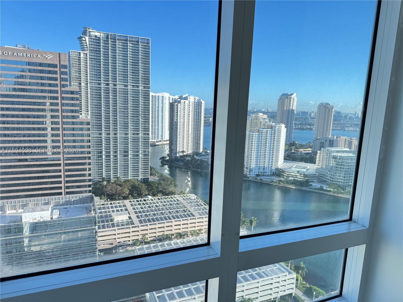THE PLAZA 851 BRICKELL CO - Residential