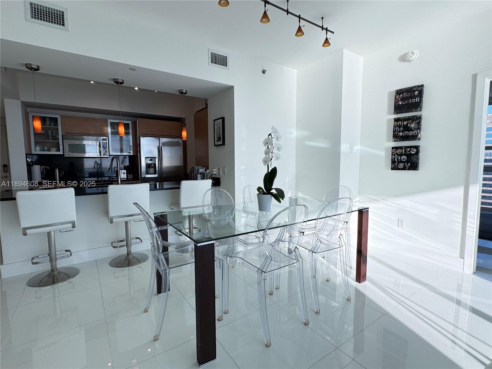 THE PLAZA 851 BRICKELL CO - Residential