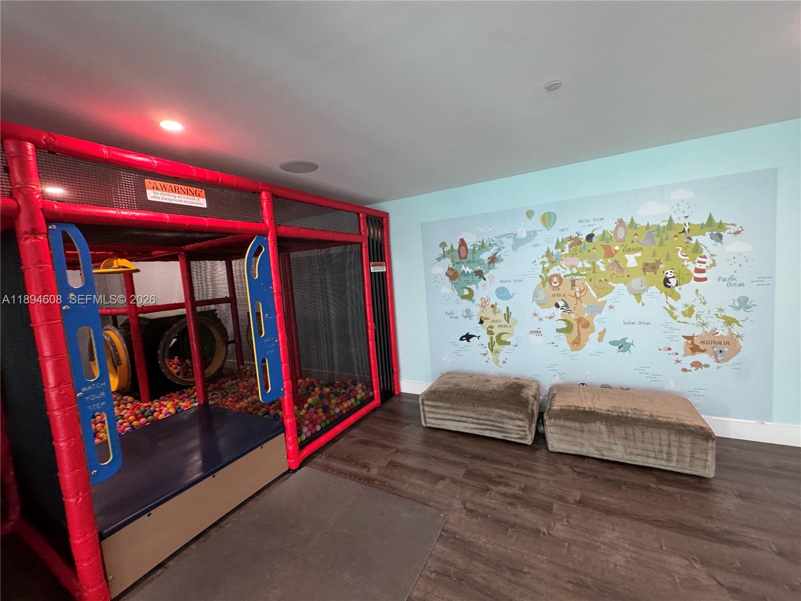 THE PLAZA 851 BRICKELL CO - Residential