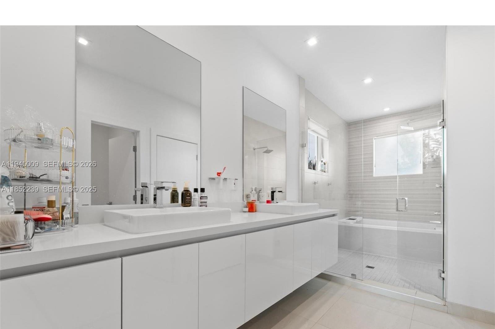 DORAL PALMS SOUTH - Residential