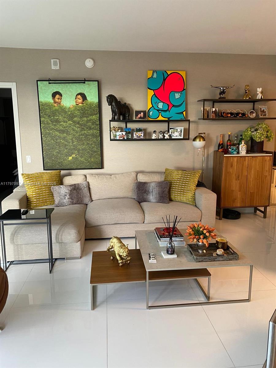 BRICKELLHOUSE - Residential
