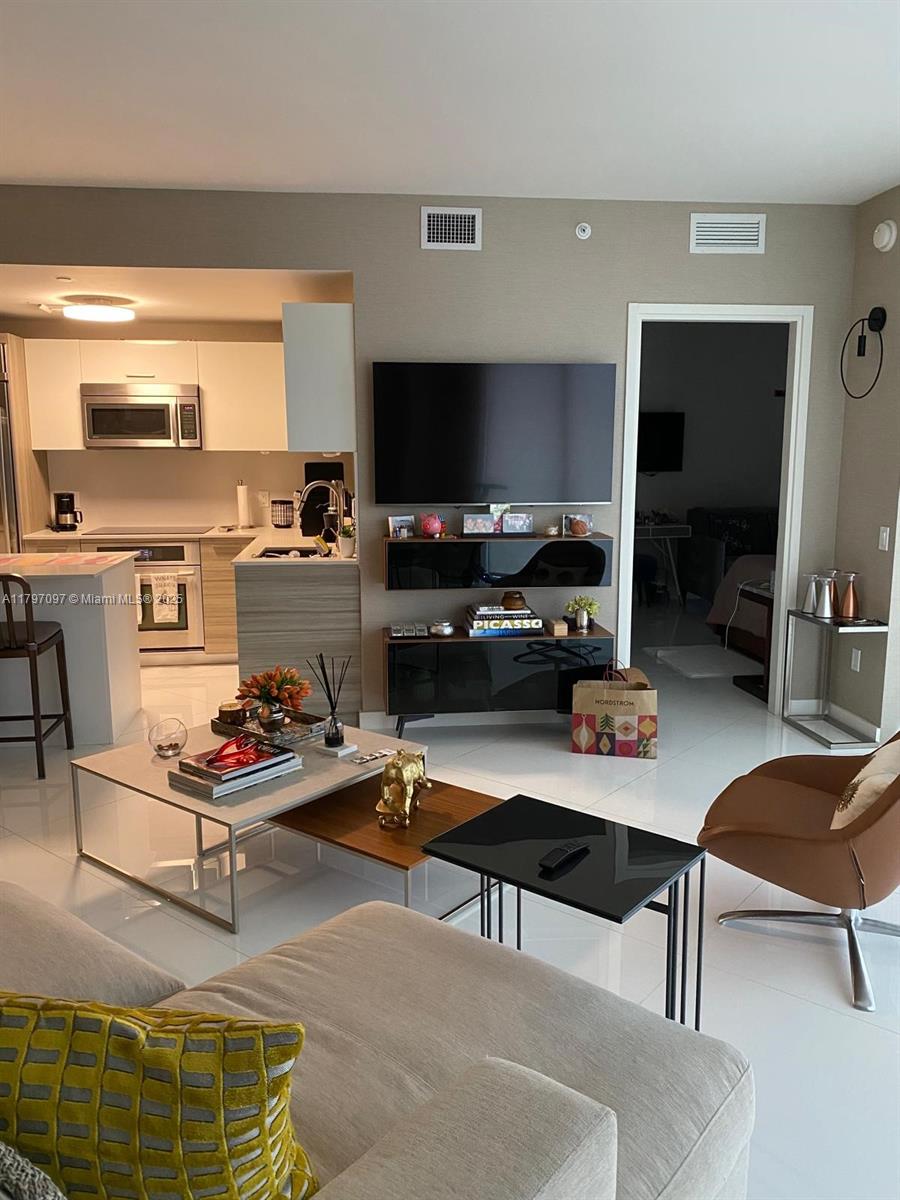 BRICKELLHOUSE - Residential