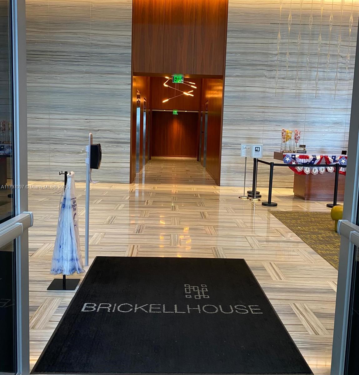 1300 Brickell Bay Dr 3501