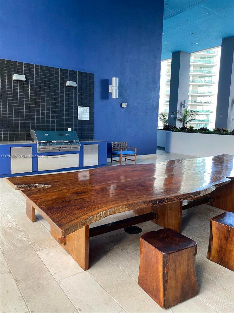 BRICKELLHOUSE - Residential