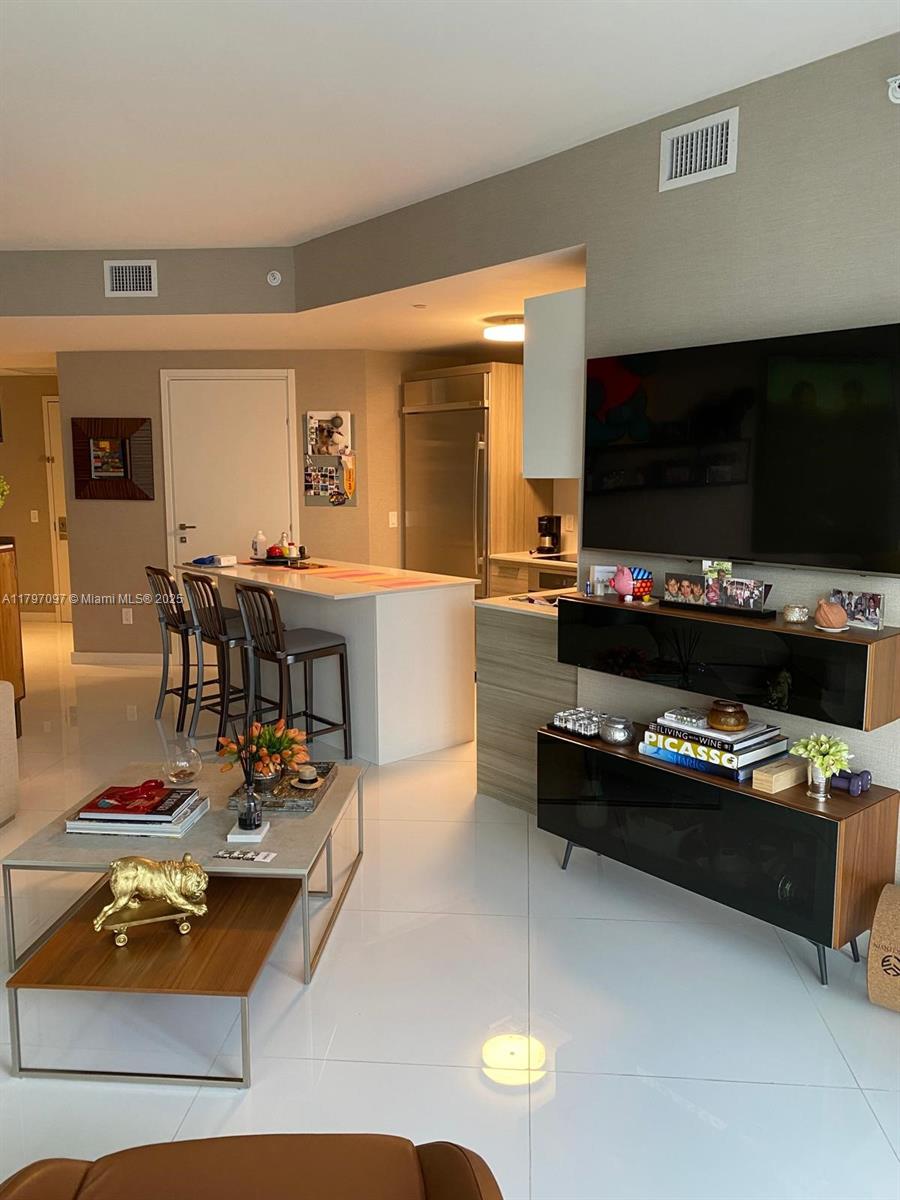 BRICKELLHOUSE - Residential