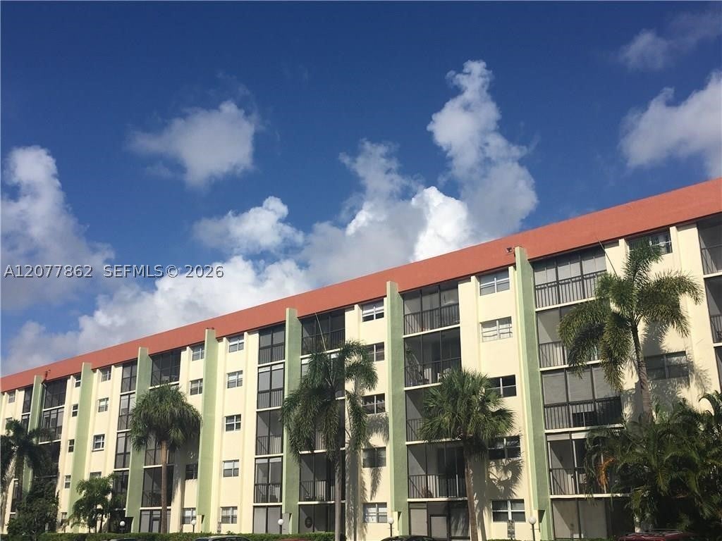 5321 NE 24th Ter 502A
