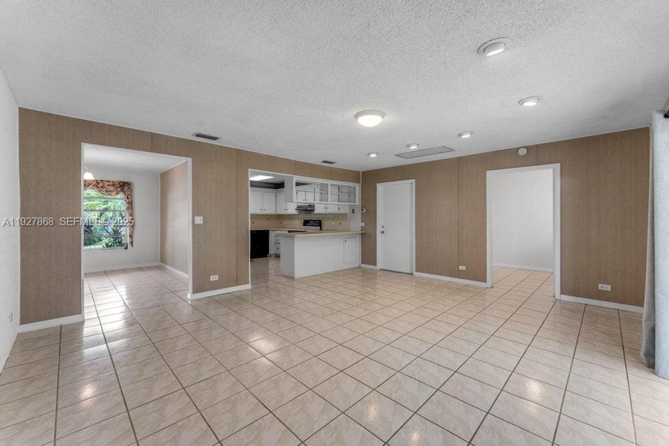 BAHIA MAR ESTS - Residential