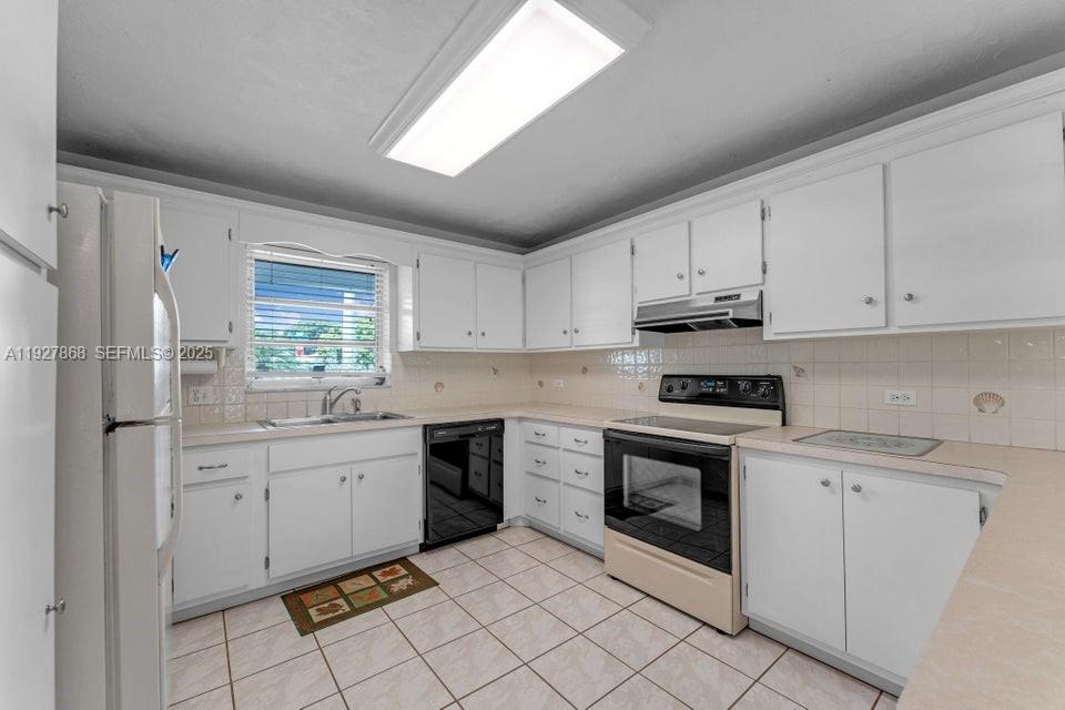 BAHIA MAR ESTS - Residential