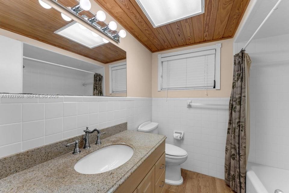 BAHIA MAR ESTS - Residential