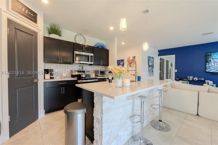 215 RASPBERRY RD — listing photo 19